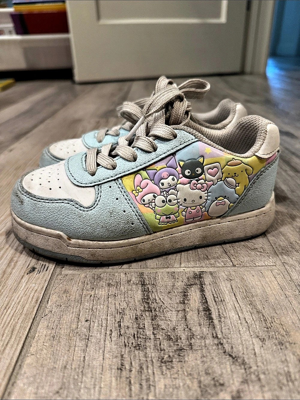 Sanrio Hello Kitty and Friends Casual Court Sneakers Blue & White